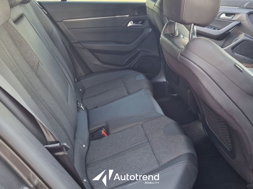 Peugeot 508 SW usata a Bari (14)