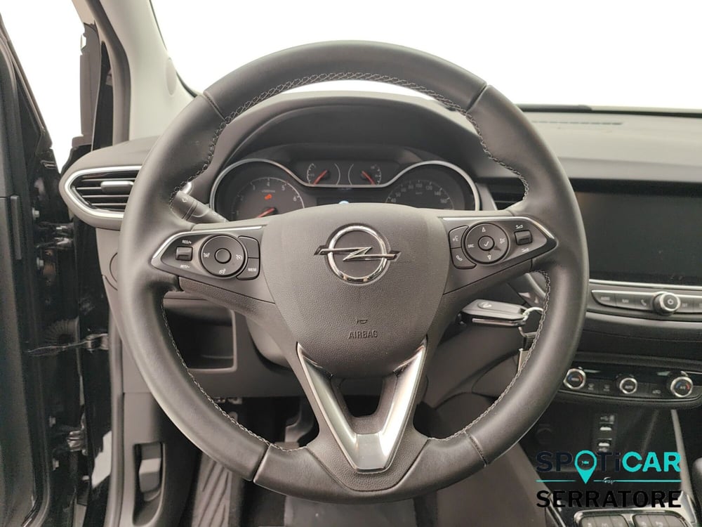 Opel Crossland usata a Como (8)