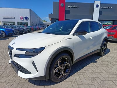 Alfa Romeo Junior elettrica Speciale 156cv nuova a Alessandria