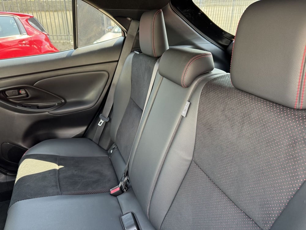 Toyota Yaris Cross usata a Como (7)