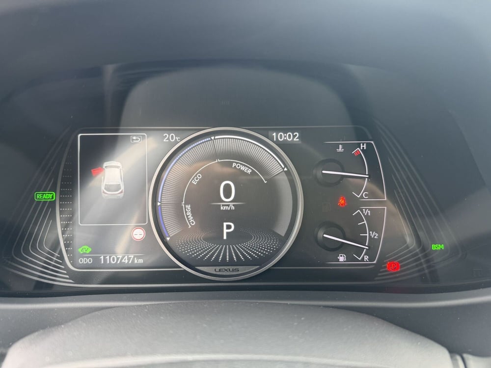 Lexus UX usata a Como (11)