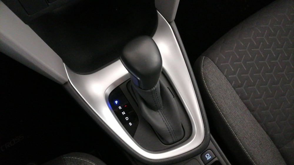 Toyota Yaris Cross usata a Roma (13)