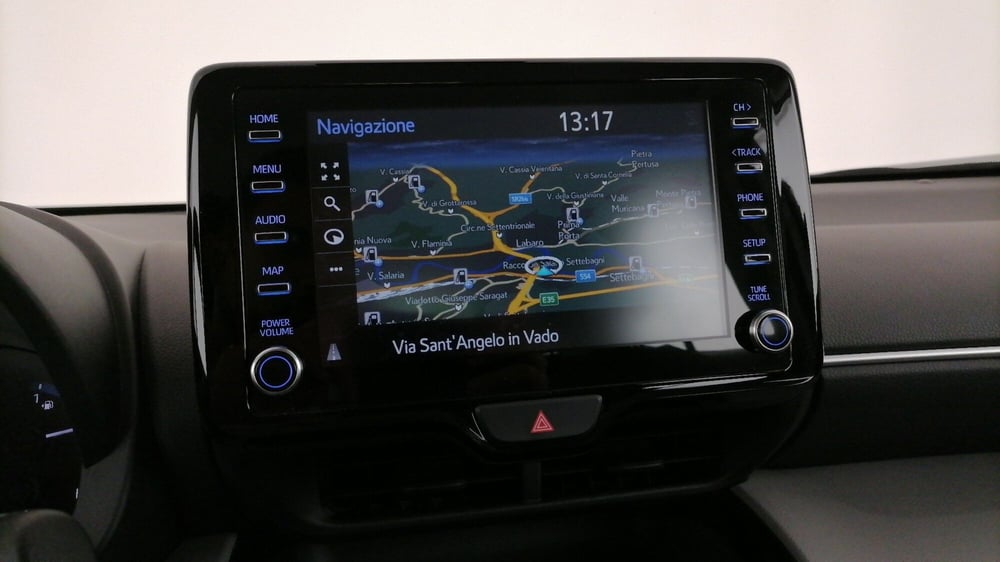 Toyota Yaris Cross usata a Roma (16)