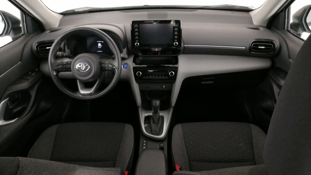Toyota Yaris Cross usata a Roma (9)