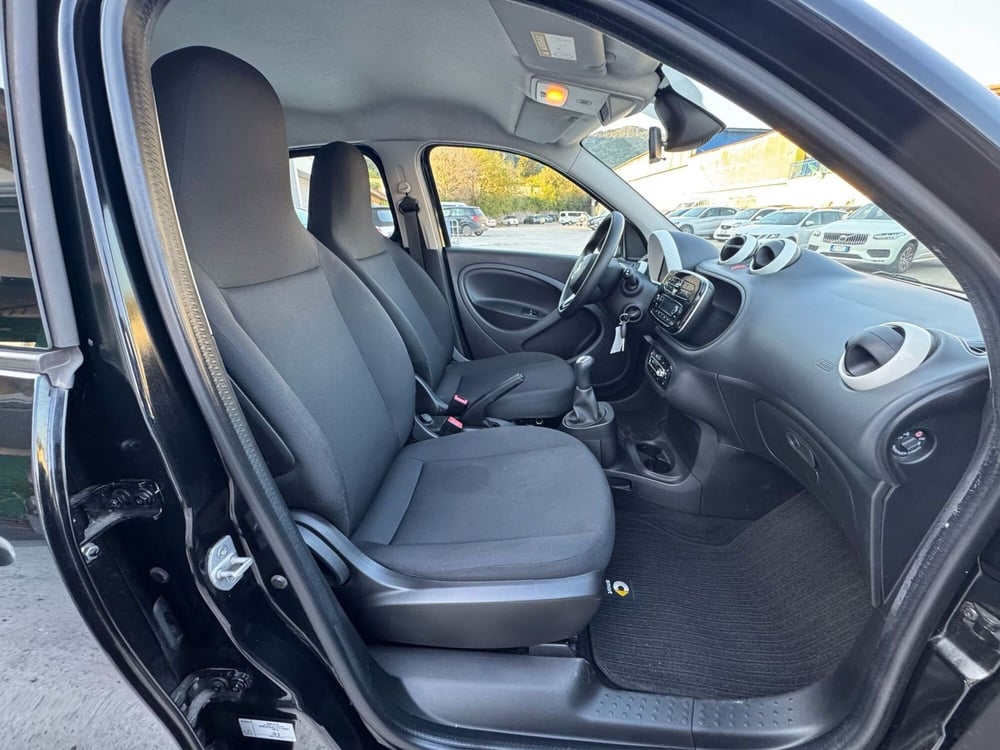 smart forfour usata a Salerno (16)