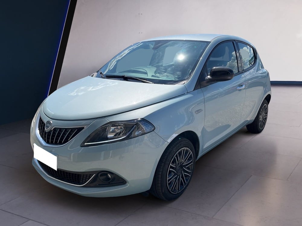 Lancia Ypsilon usata a Torino (2)