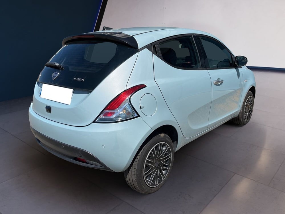 Lancia Ypsilon usata a Torino (4)