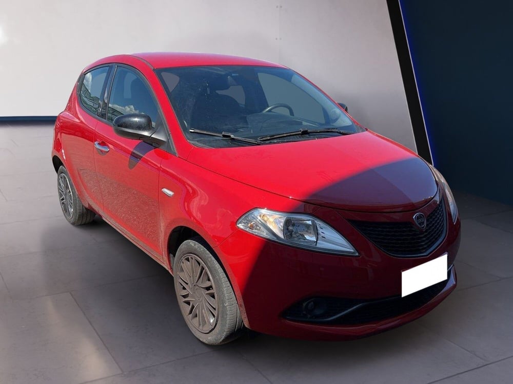 Lancia Ypsilon usata a Torino (3)