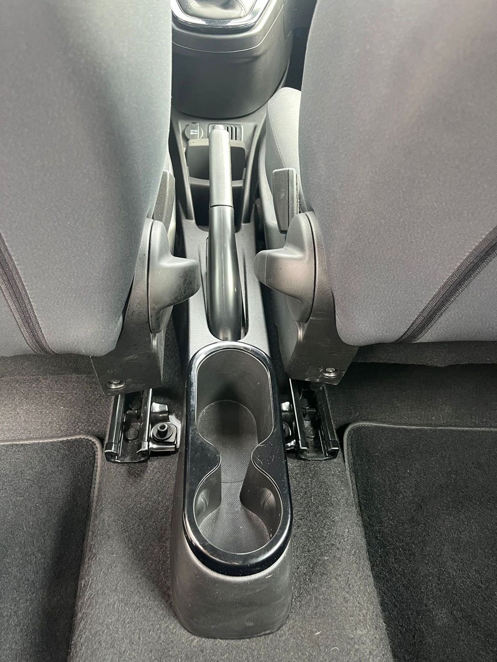 Lancia Ypsilon usata a Milano (17)