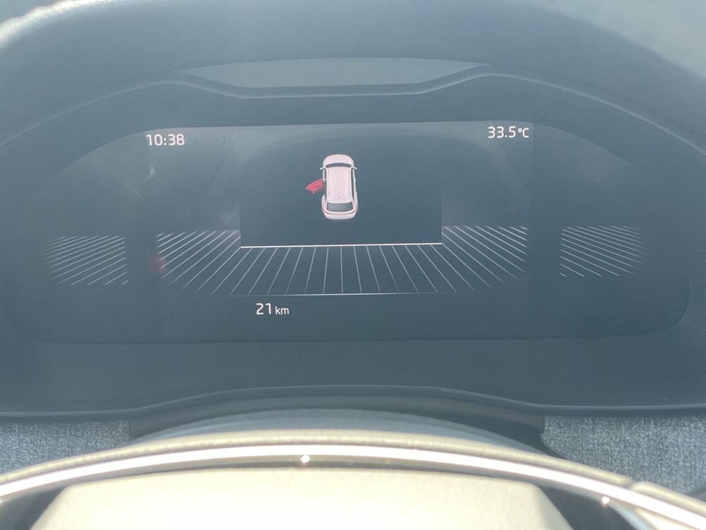 Skoda Kamiq nuova a Prato (11)