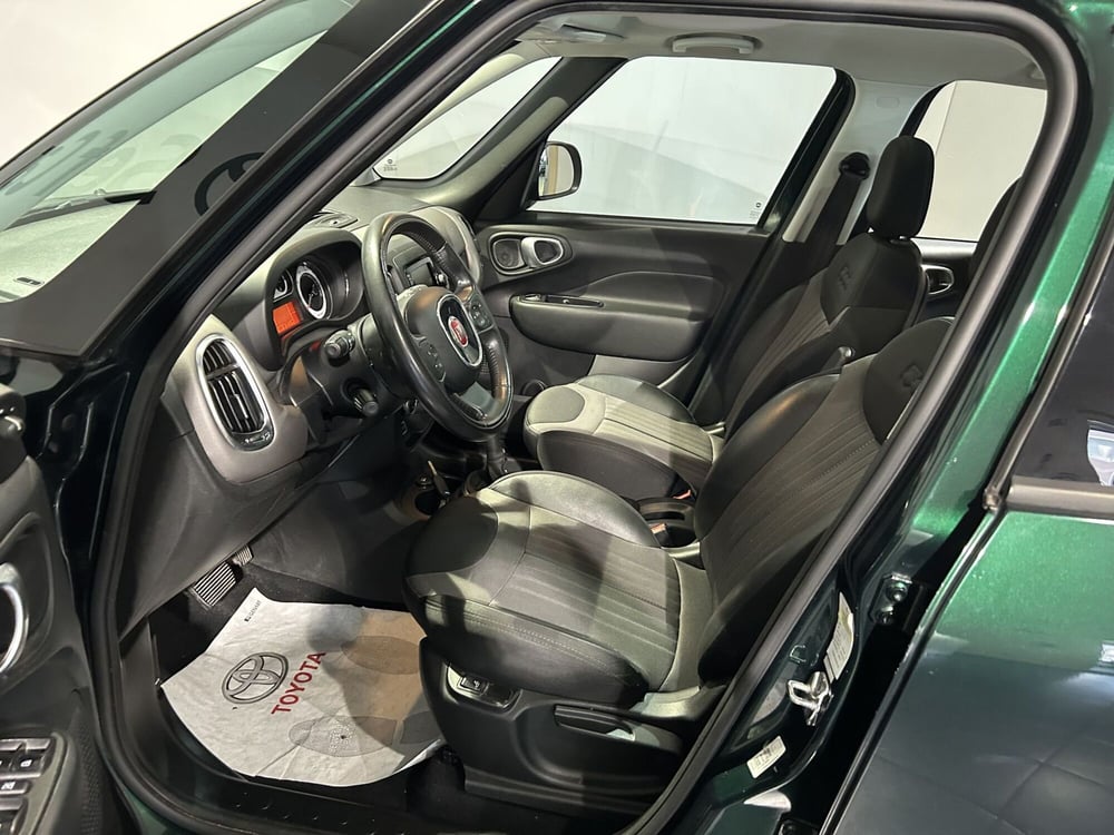 Fiat 500L usata a Milano (11)
