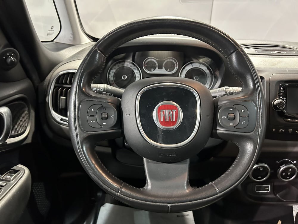 Fiat 500L usata a Milano (8)