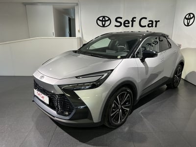 Toyota Toyota C-HR 1.8 hv Lounge fwd e-cvt del 2024 usata a Milano