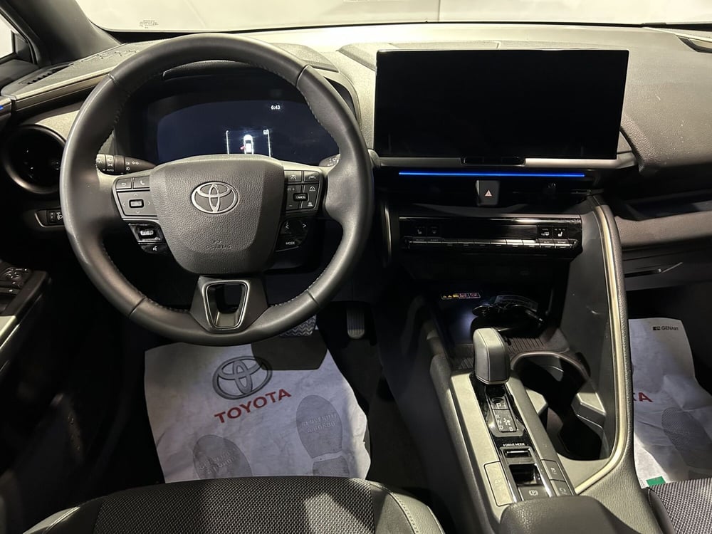 Toyota Toyota C-HR usata a Milano (10)