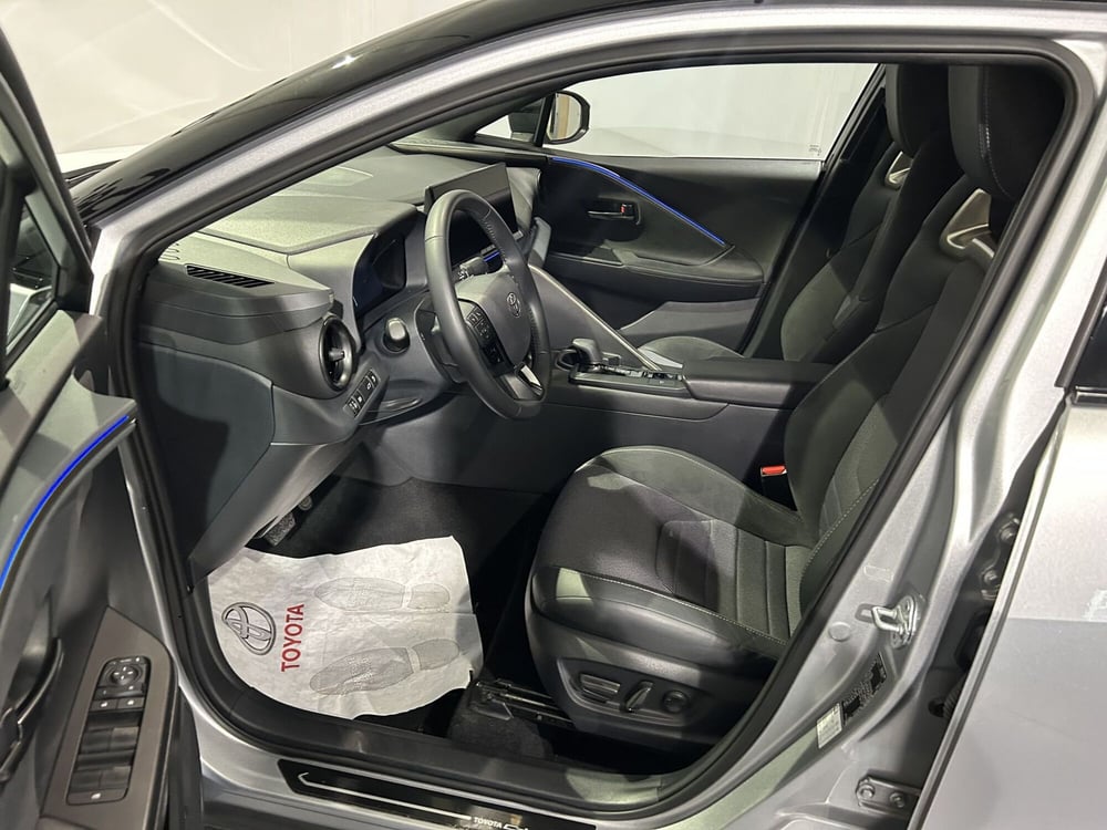 Toyota Toyota C-HR usata a Milano (12)