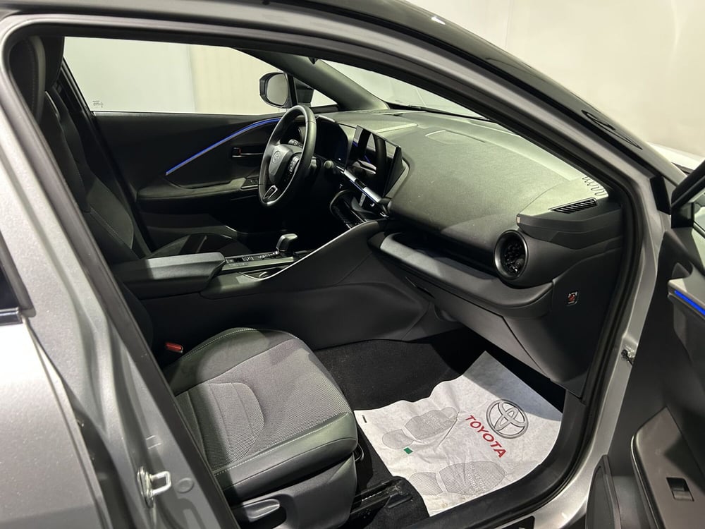 Toyota Toyota C-HR usata a Milano (13)