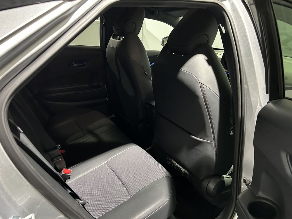 Toyota Toyota C-HR usata a Milano (14)