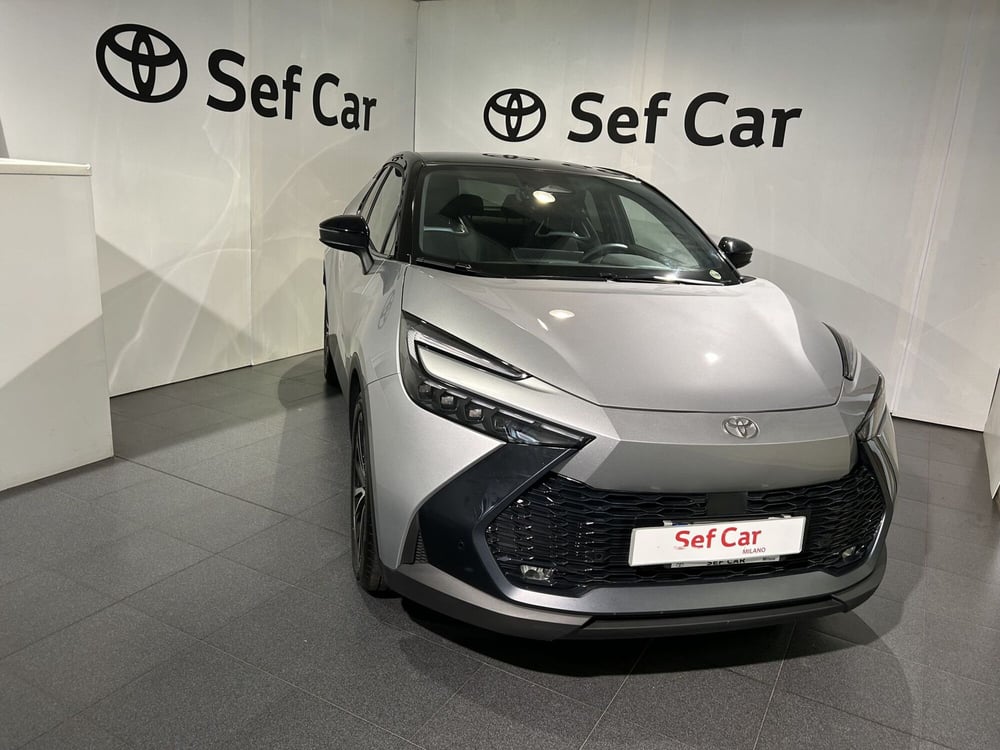 Toyota Toyota C-HR usata a Milano (3)