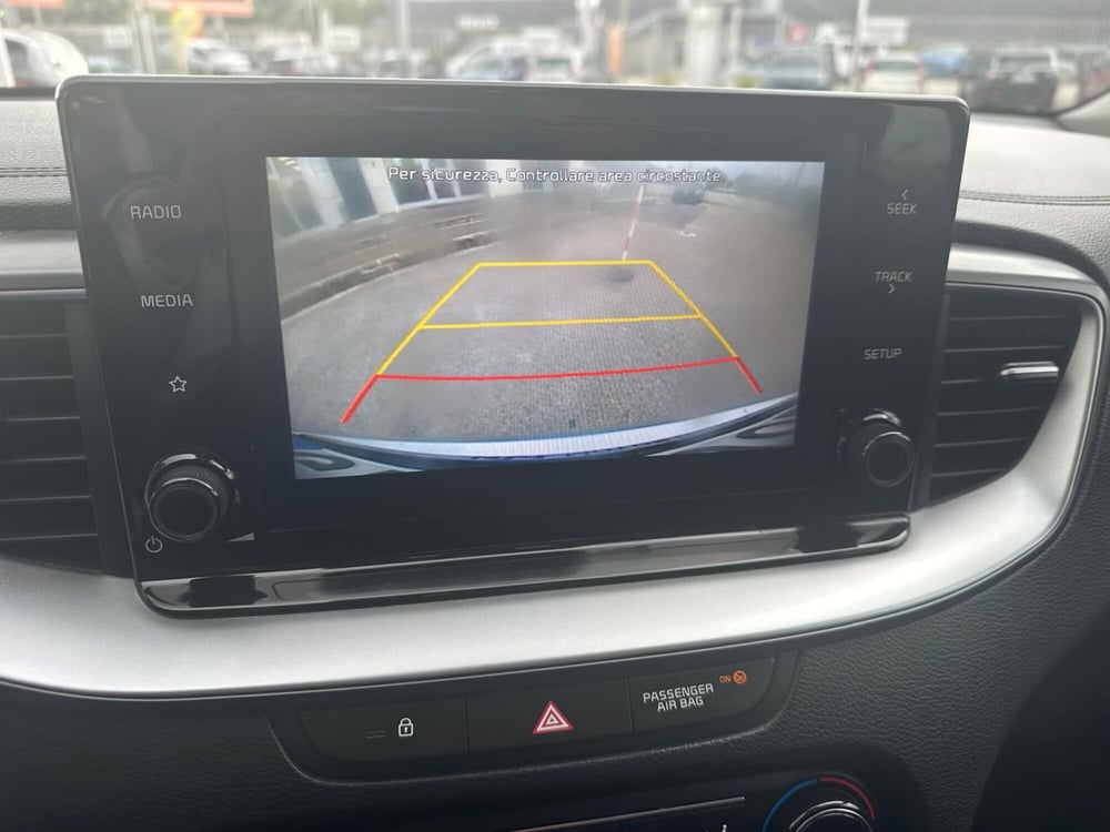 Kia XCeed usata a Napoli (16)