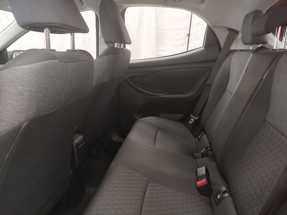 Toyota Yaris usata a Roma (15)