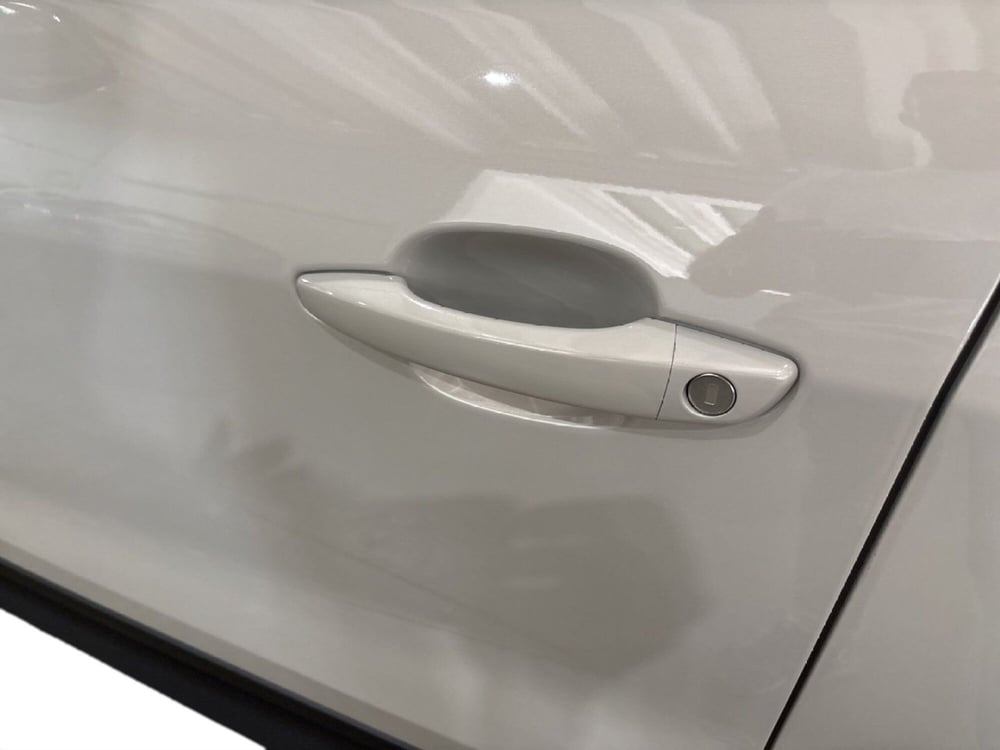 Jeep Avenger nuova a Agrigento (11)