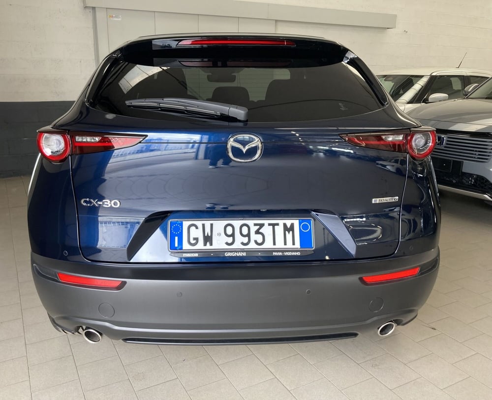 Mazda CX-30 nuova a Pavia (6)