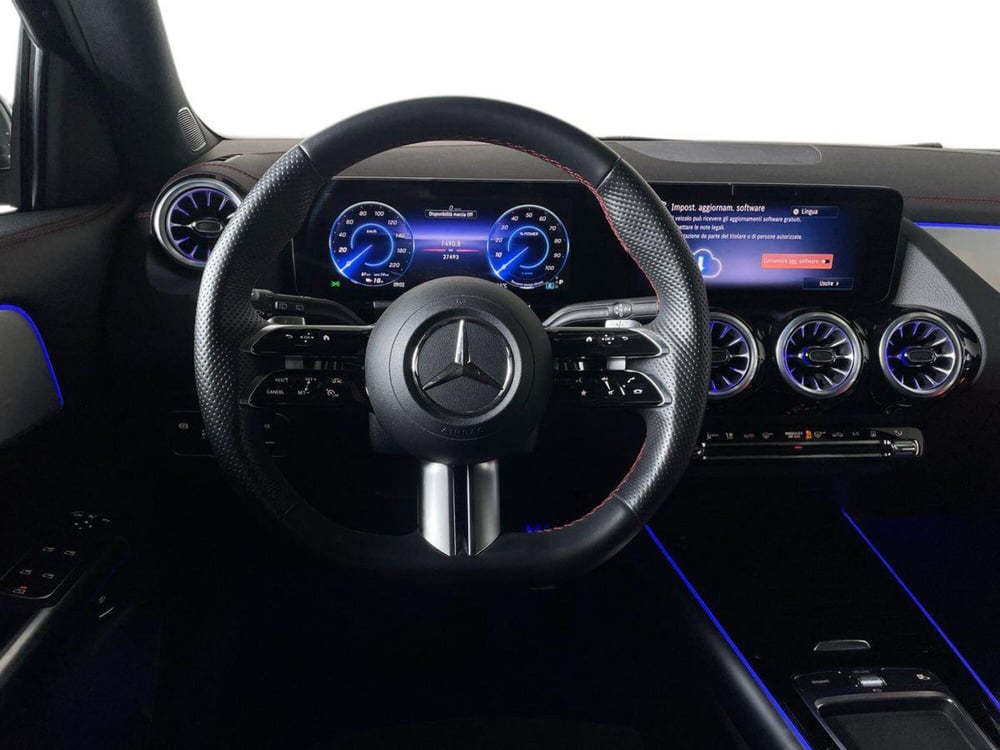 Mercedes-Benz EQA usata a Bergamo (10)