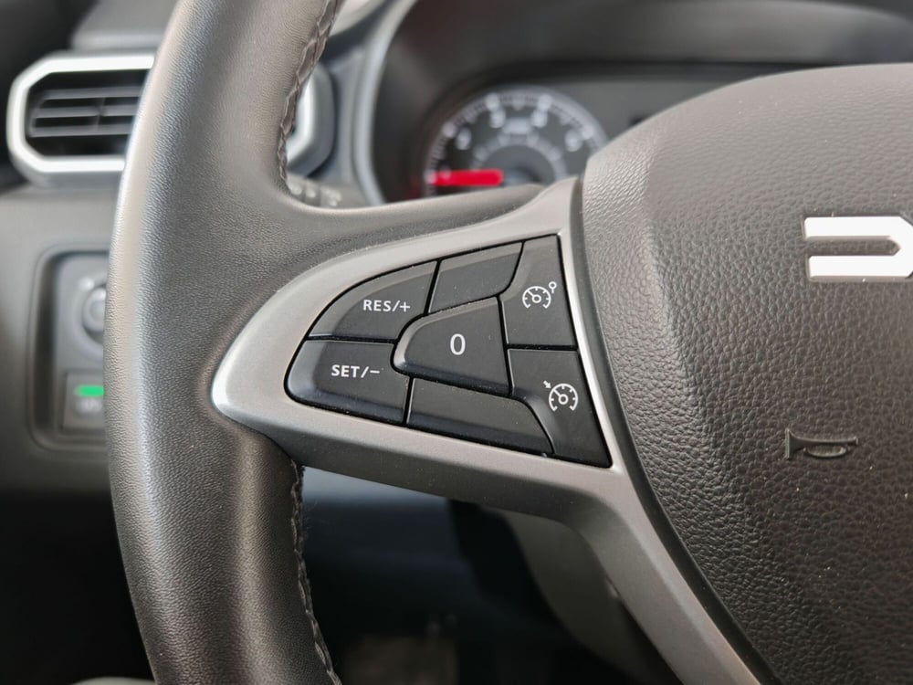 Dacia Duster usata a Palermo (11)