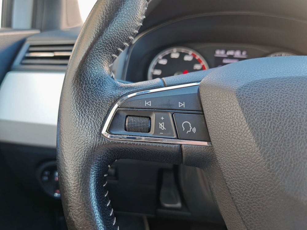 SEAT Arona usata a Palermo (10)