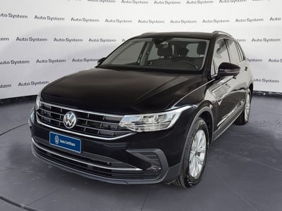 Volkswagen Tiguan 2.0 TDI SCR Life del 2022 usata a Palermo