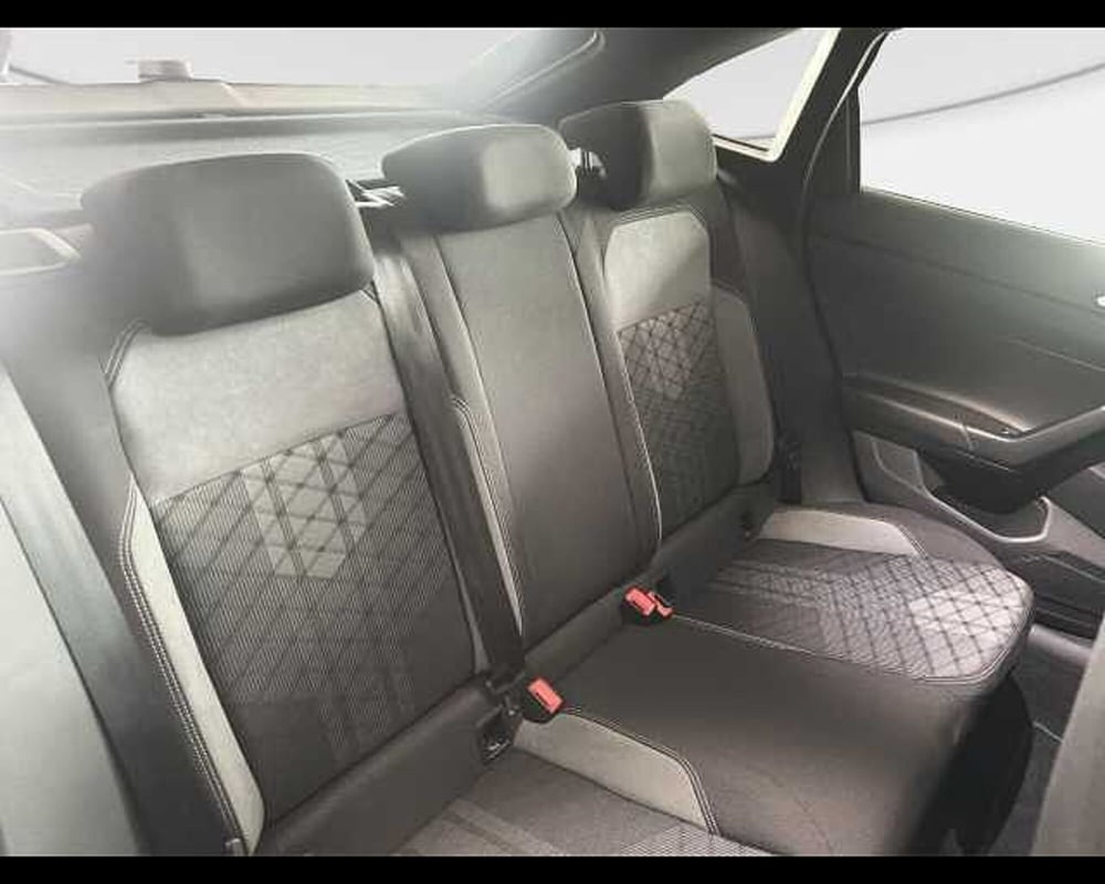 Volkswagen Taigo usata a Roma (9)