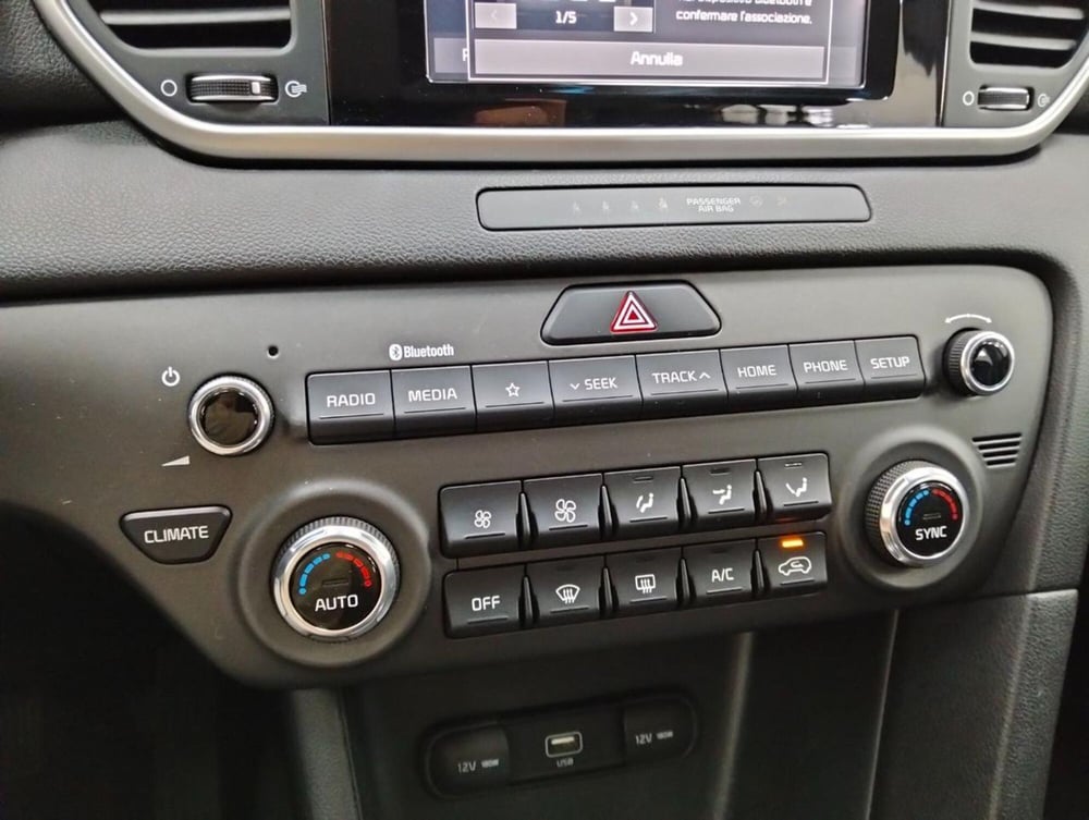 Kia Sportage usata a Como (17)