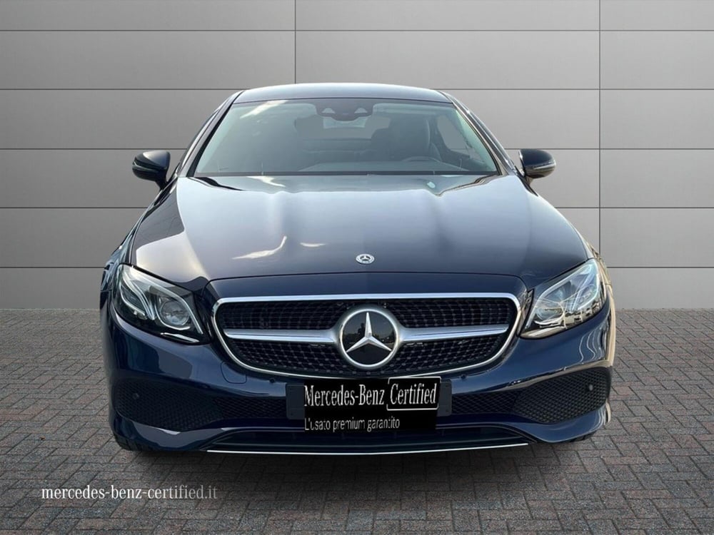 Mercedes-Benz Classe E Coupé usata a Bari (20)