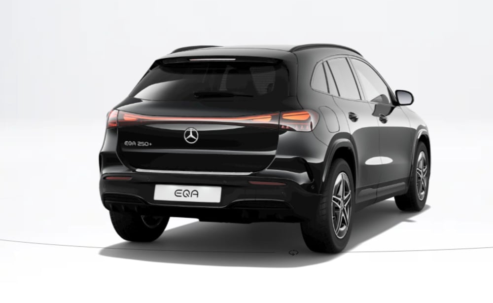 Mercedes-Benz EQA nuova a Bolzano (3)