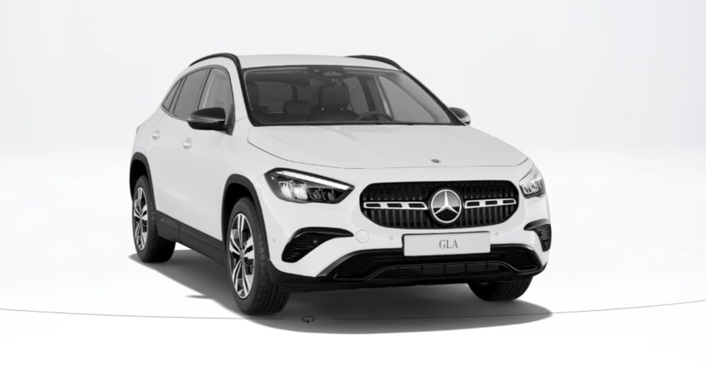Mercedes-Benz GLA SUV nuova a Bolzano (4)