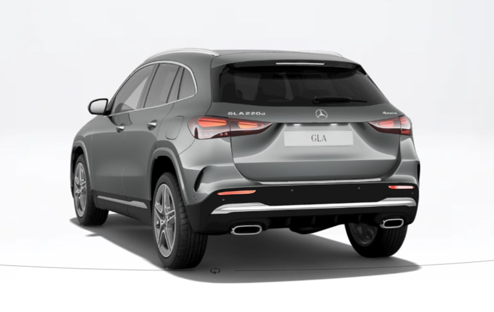 Mercedes-Benz GLA SUV nuova a Bolzano (2)