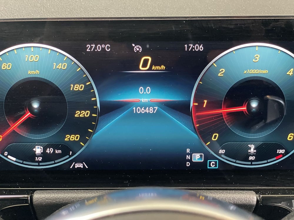 Mercedes-Benz GLA SUV usata a Napoli (10)