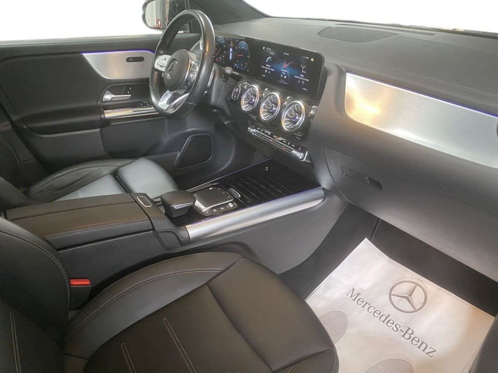 Mercedes-Benz GLA SUV usata a Napoli (13)