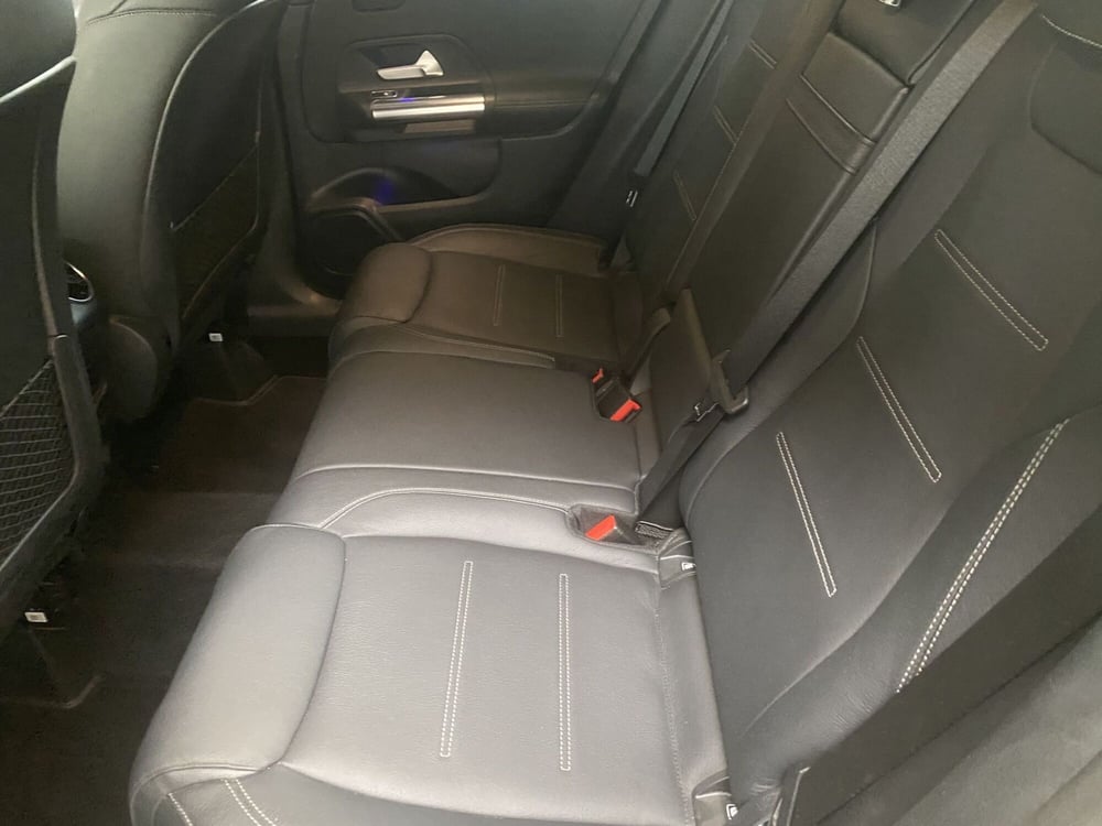 Mercedes-Benz GLA SUV usata a Napoli (14)