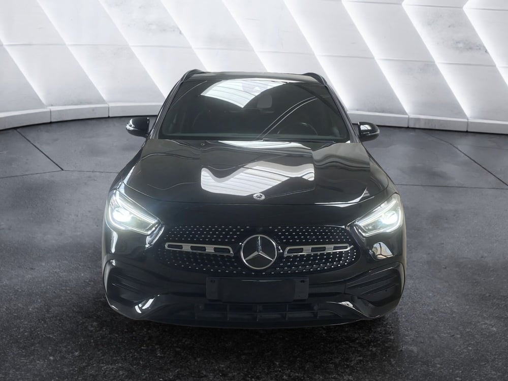 Mercedes-Benz GLA SUV usata a Napoli (2)