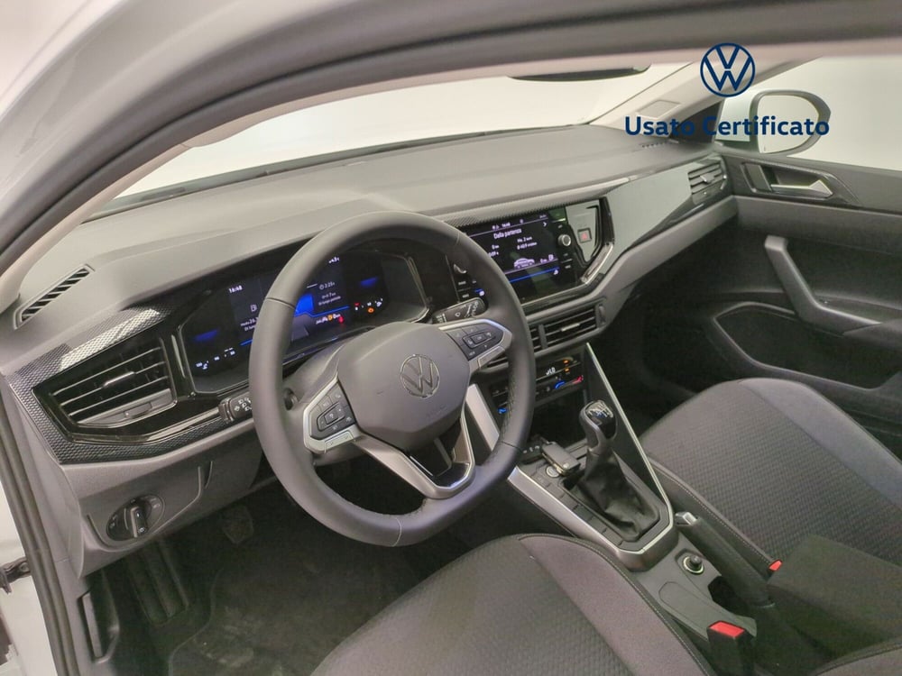 Volkswagen Taigo nuova a Avellino (18)