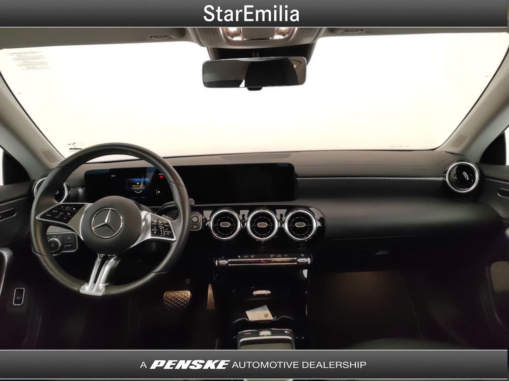 Mercedes-Benz CLA Shooting Brake usata a Ferrara (11)