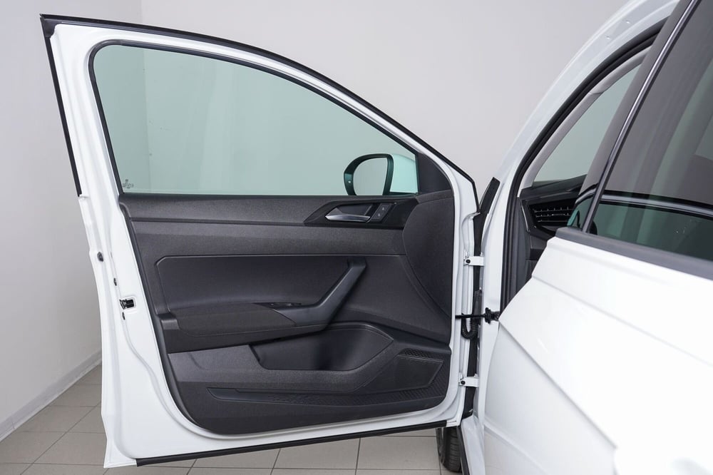 Volkswagen Taigo usata a Perugia (14)