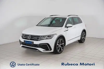 Volkswagen Tiguan 1.5 TSI 150 CV DSG ACT R-Line del 2022 usata a Citta' della Pieve