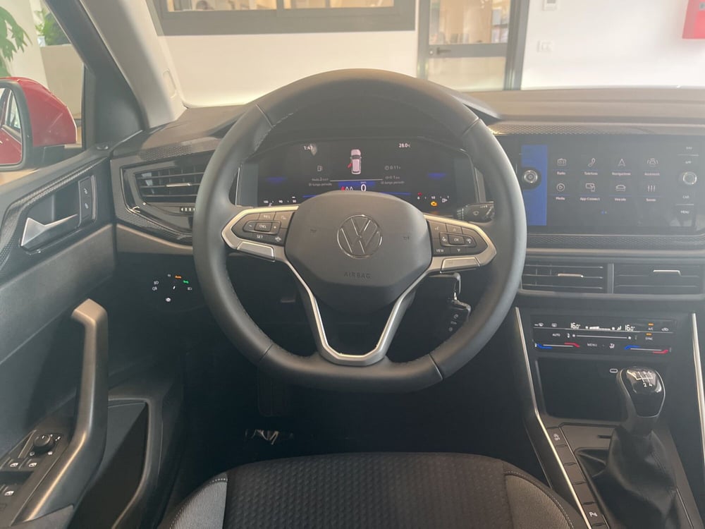 Volkswagen Polo nuova a Salerno (10)