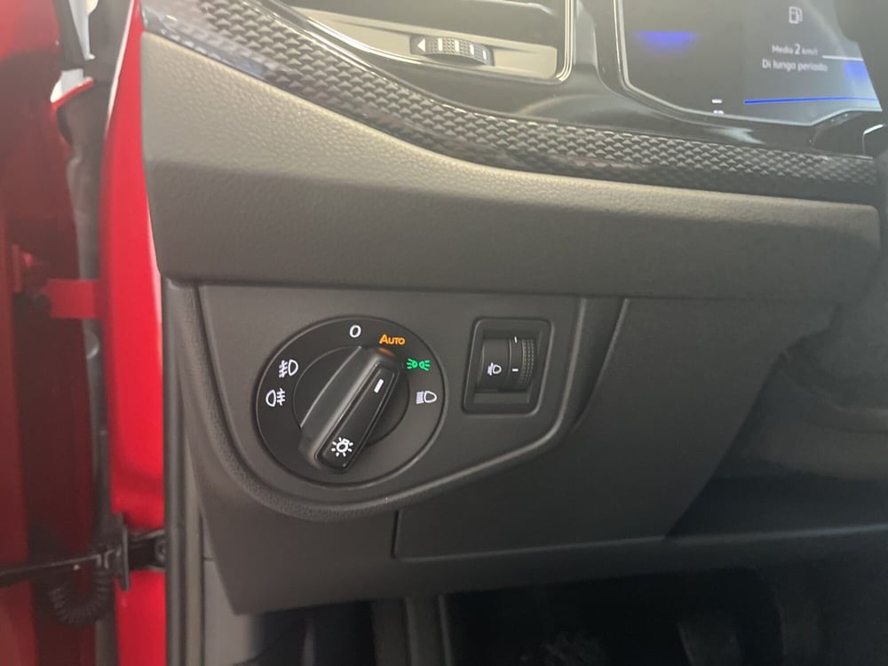 Volkswagen Polo nuova a Salerno (17)