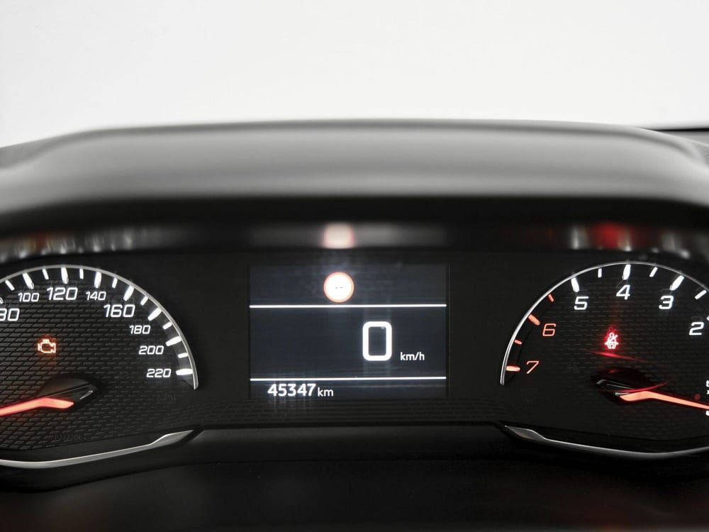 Peugeot 208 usata a Prato (11)