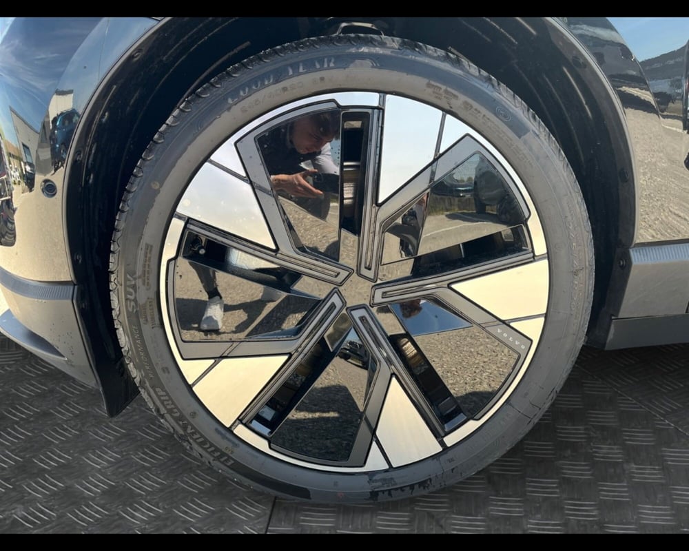 Volvo EX30 nuova a Ravenna (13)