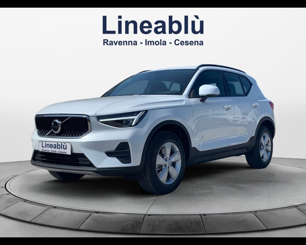 Volvo XC40 nuova a Ravenna