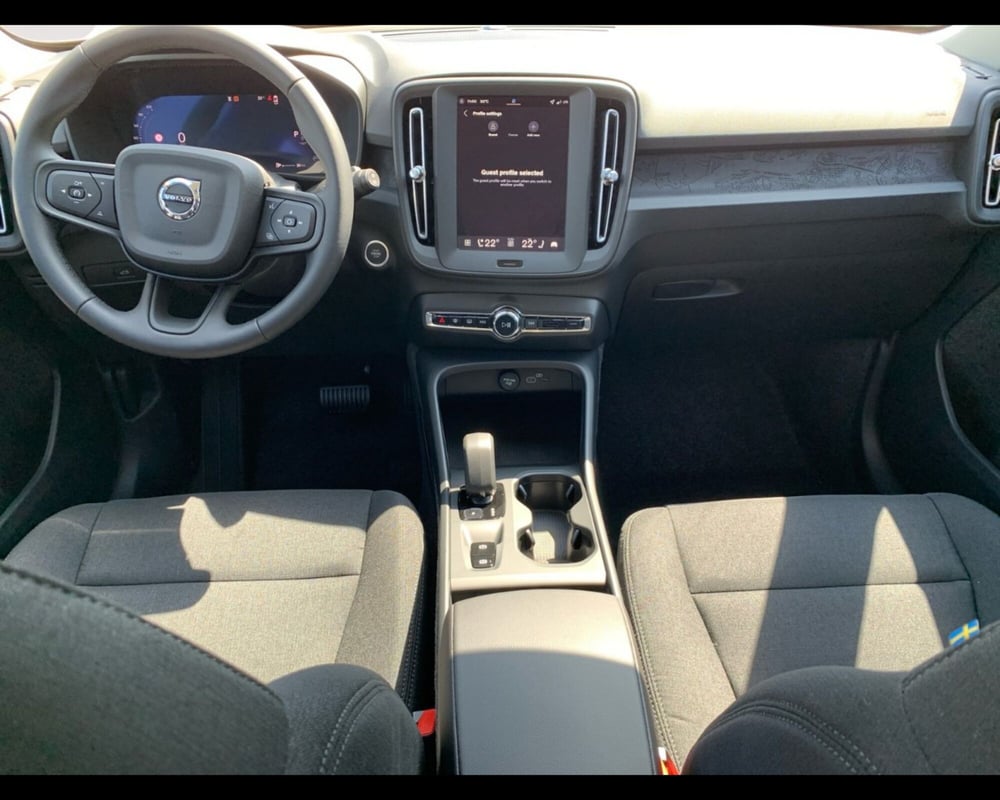Volvo XC40 nuova a Ravenna (14)